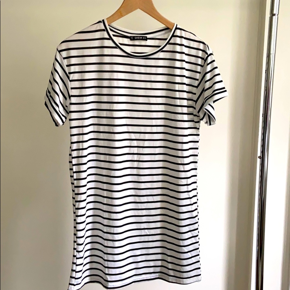 Black & White Striped T-Shirt Dress